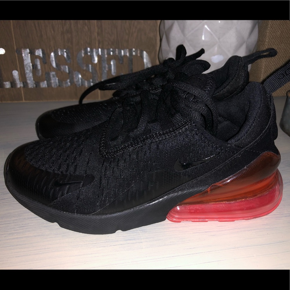 Nike Air Max 270